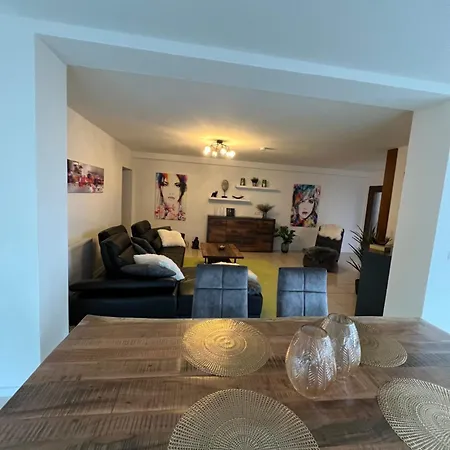 Goldrausch Apartment *